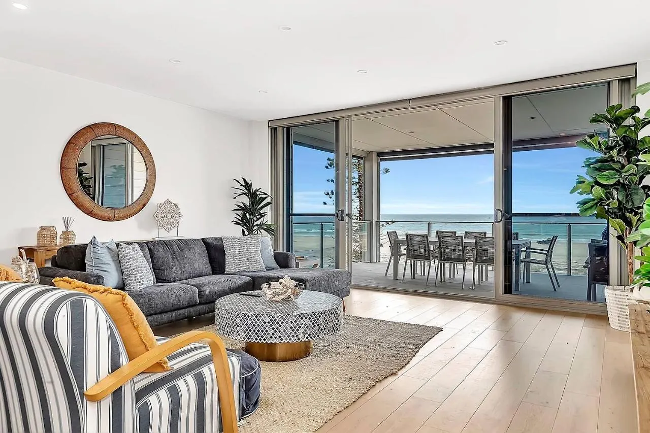 'Sunset Delight' Hamptons-Style Beachfront Living Adelaide Appartamento